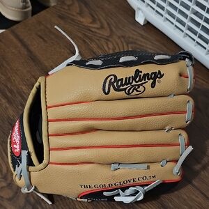Rawlings Tan and Red Men's Baseball Glove